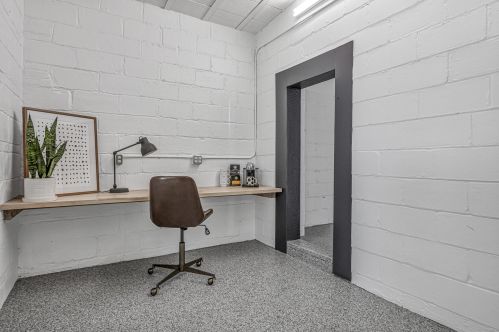 1411 Potter Ave, Milwaukee WI 53207-2115 exterior