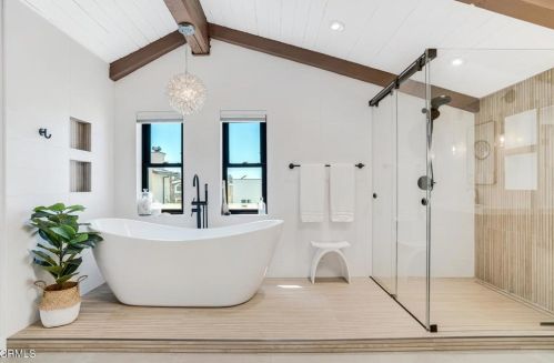 3713 Sunset Ln, Oxnard CA  93035-4133 exterior