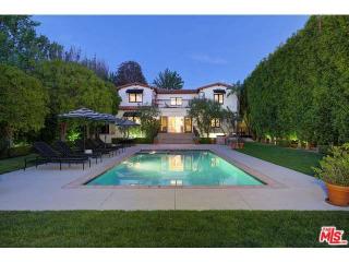 465 June St, Los Angeles CA  90020-4811 exterior