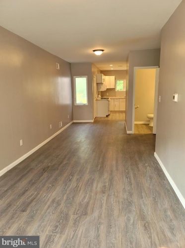 74 Hart Ave, Trenton, NJ 08638-5133