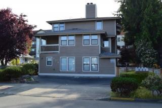 428 Burnett Ave, Seattle WA  98057-2551 exterior