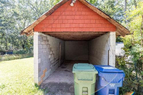 37 Clifton St, Atlanta GA 30317-2032 exterior