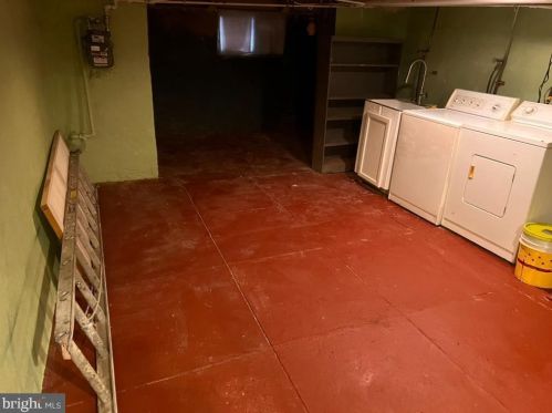 2969 Aramingo Ave, Philadelphia PA 19134-4404 exterior