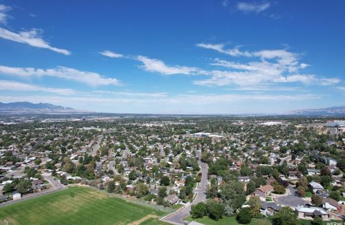 10208 1280, Sandy UT 84094-1359 exterior