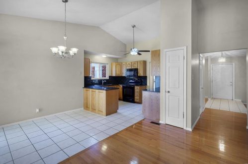 2755 Meramar Dr, Saint Louis MO 63129-5639 exterior