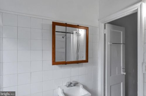 4010 Ludlow St, Philadelphia PA 19139-0036 exterior