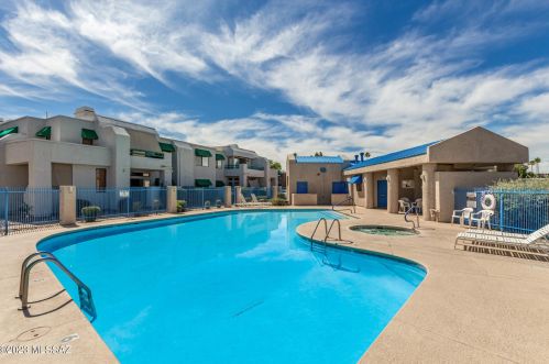 7900 Colette Cir, Tucson AZ  85710-2487 exterior