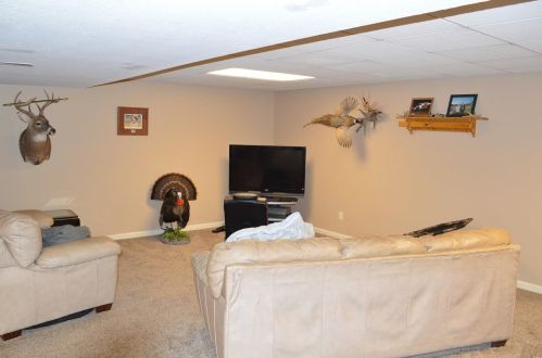 29999 Orange St, Canton MO 63435-3440 exterior