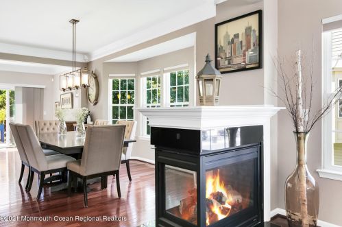 41 Pate Dr, Middletown NJ 07748-1750 exterior