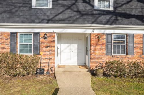 9288 Florence Rd, Pittsburgh PA  15237-4814 exterior