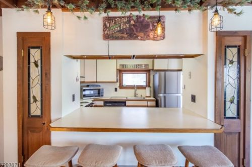 438 Shore Trl, Sparta NJ  07871-1427 exterior