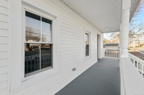 92 Railroad Ave, Montgomery NY  12549-1518 exterior