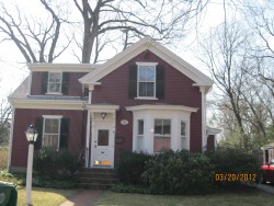 88 Forest St, Newton, MA 02461-1446