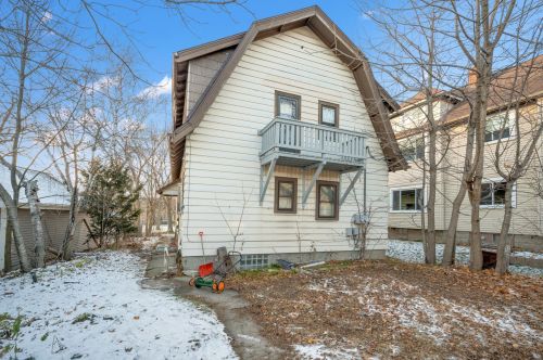 4414 Bartlett Ave, Milwaukee, WI 53211-1507