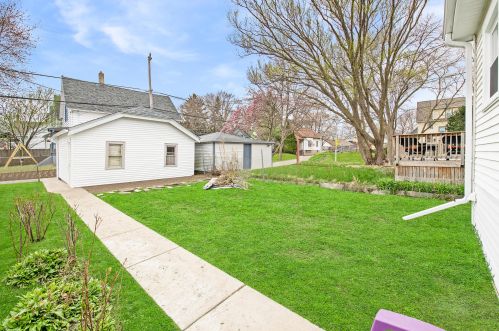 805 Townsend St, Milwaukee WI  53212-1723 exterior