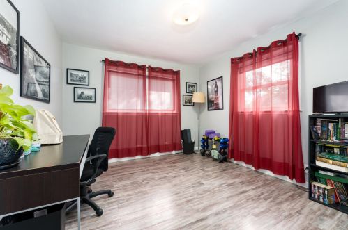 127 Melody Ave, Kalamazoo MI 49002-6219 exterior