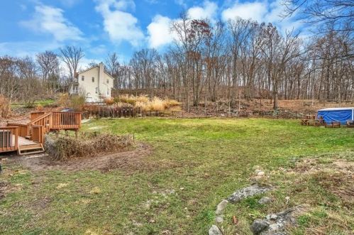 433 Storms Rd, Valley Cottage NY exterior