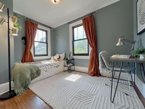 2053 Helena St, Madison WI 53704-5519 exterior