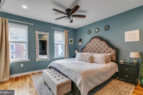 1223 Ellsworth St, Philadelphia PA 19146-2812 exterior