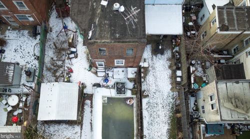 2209 Cumberland St, Philadelphia PA 19125-2204 exterior