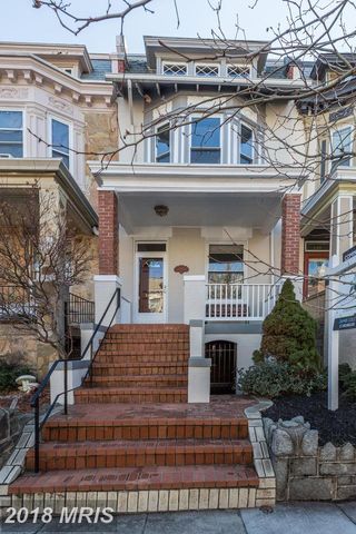 132 Randolph Pl, Washington DC  20001-1126 exterior