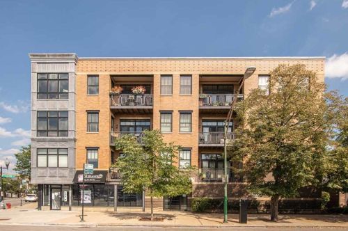 2116 Cullom Ave, Chicago IL  60618-1756 exterior