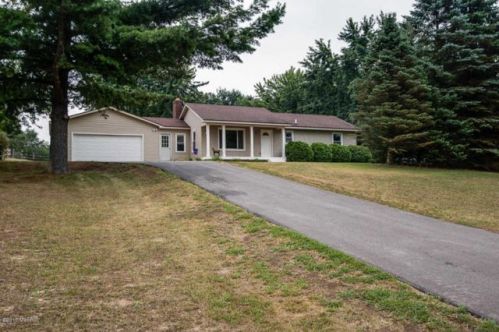 1080 Alden Nash Ave, Lowell MI  49331-9606 exterior