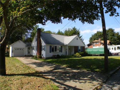 239 Orchard St, Woonsocket, RI 02895-6212