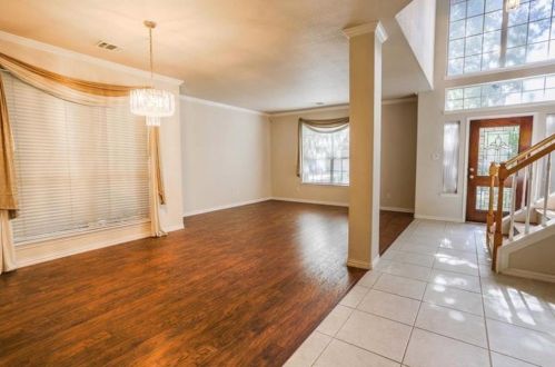 1839 Dapplegrey Ln, Austin TX  78727-4551 exterior