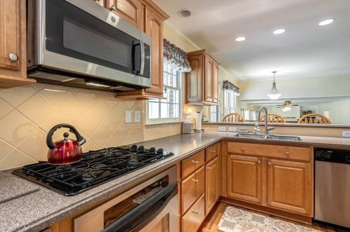 3559 Hidden Acres Dr, Atlanta GA 30340-4449 exterior