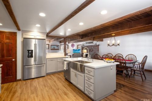 470 Pacific St, Tustin, CA 92780-4358