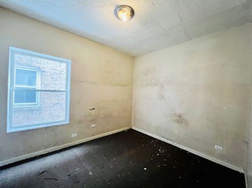 7916 Justine St, Chicago IL 60620-4333 exterior