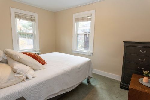 109 Race St, Pittsburgh PA  15218-1337 exterior