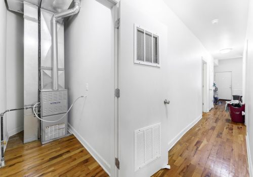 3221 Maypole Ave, Chicago IL 60624-1741 exterior