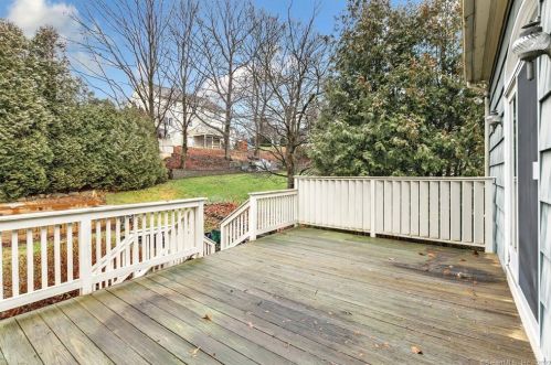 96 Rutland Rd, Milford CT 06461-1810 exterior