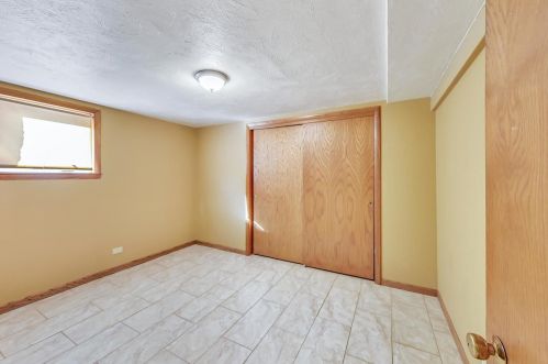 8336 Berwyn Ave, Chicago IL 60656-1430 exterior