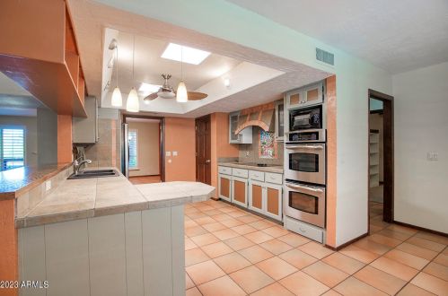 9226 33 Way, Phoenix AZ 85028-4920 exterior