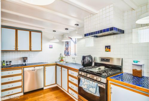 1808 Copper St, Tucson AZ  85719-3120 exterior