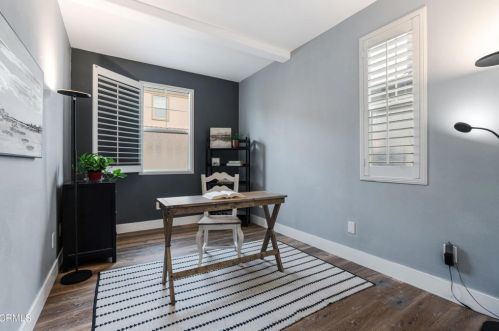 1404 Donegal Way, Oxnard CA  93035-1442 exterior