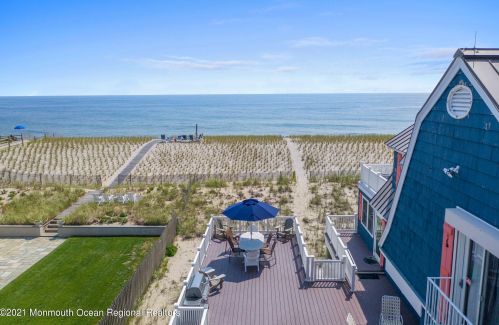 409 East Ave, Point Pleasant Beach NJ  08742-4707 exterior