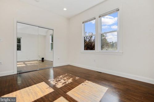 1611 Noyes Dr, Silver Spring MD 20910-2224 exterior