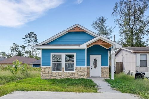 16973 Hammon, Montgomery TX  77316-6723 exterior