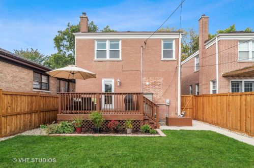 6231 Hamlin Ave, Chicago IL 60803-6241 exterior