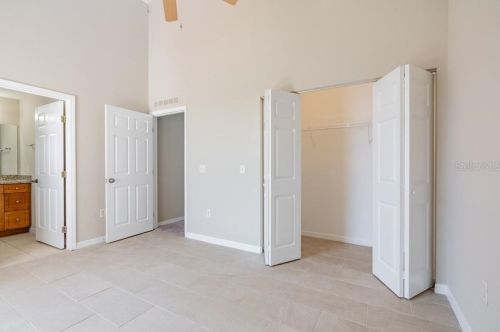 9517 Citrus Glen Pl, Tampa FL  33618-4032 exterior