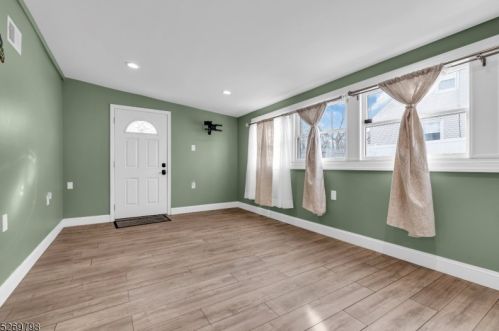 582 Orchard St, Rahway NJ  07065-2228 exterior