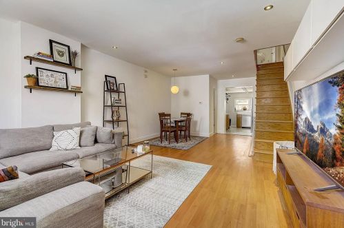 1820 Manton St, Philadelphia PA  19146-2923 exterior