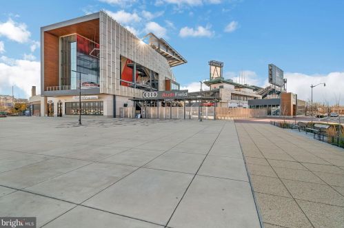 1515 1st St, Washington DC 20024-3411 exterior