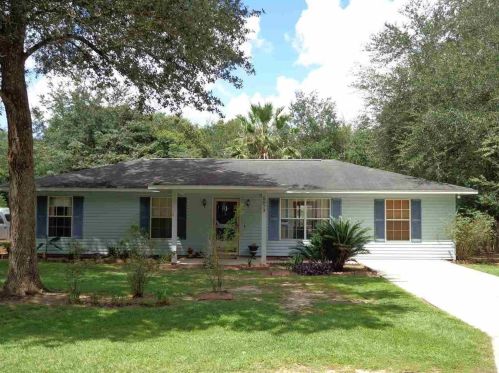 5673 Fairview Dr, Milton, FL 32570-8234