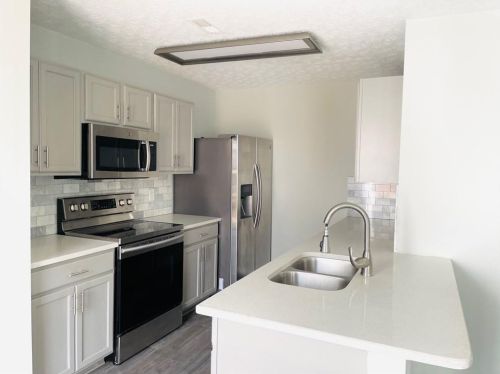 5796 Strathmoor Manor Cir, Lithonia GA  30058-2622 exterior