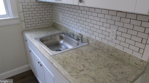 145 Hamilton Ave, Trenton NJ  08609-2713 exterior